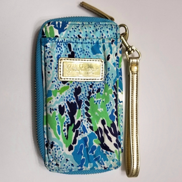 Lilly Pulitzer Handbags - Lilly Pulitzer Carded ID Wristlet in Let's Cha Cha